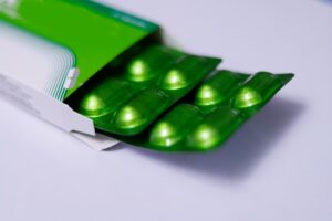 Recepta online na&nbsp;antybiotyk – kiedy lekarz może wystawić e-receptę po&nbsp;konsultacji