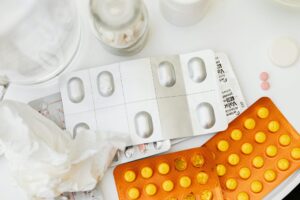 Online prescription when the pills run out. Procedures in emergencies.