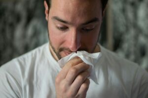 Закладений ніс без нежитю – причини, діагностика та ефективне лікування